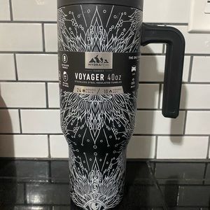 HydraPeak Evil Eye Halloween Voyager 40 oz Steel Insulated Tumbler